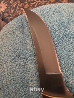 Vintage Buck Akonua USA Fixed Blade Knife with Buck Sheath