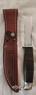 Vintage Case XX 366 Fixed Blade Hunting Knife With Stacked Leather Handle & Sheath