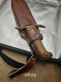 Vintage Full Tang Hunting Bowie Knife 9.5 Wood Handle + Sheath Pakistan