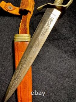 Vintage German Germany Solingen Stiletto Boot Engraved Hunting Knife With Sheath