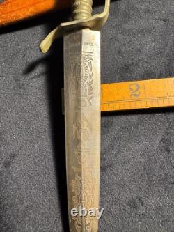 Vintage German Germany Solingen Stiletto Boot Engraved Hunting Knife With Sheath