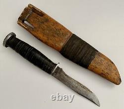 Vintage KA-BAR Olean, NY Hunting Knife WithHandcarved Wood Sheath 5 Blade