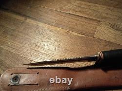 Vintage Ka Bar 1207 USA Fighting Knife Fixed Blade Sawback/ Leather Sheath Read