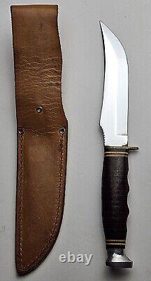Vintage Kabar 1237 USA Hunting Knife With Leather Sheath Excellent