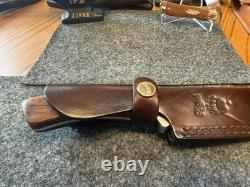 Vintage Rigid USA Fixed Blade Hunting Knife Leather Sheath Amazing Condition USA