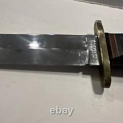 Vintage Western Hunting/Fighting Fixed Blade Knife L46-8 USA with sheath