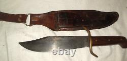 Vintage Western USA Lge Combat Bowie Knife & Sheath