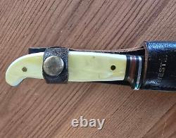 WWII Western 3.25 Fixed Blade Knife Full Tang with Sheath. Very Good Condition