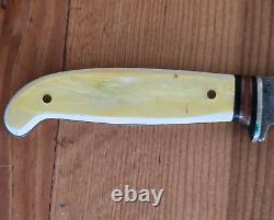 WWII Western 3.25 Fixed Blade Knife Full Tang with Sheath. Very Good Condition