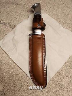 Western U. S. A. W 36 Fixed Blade Knife withOriginal Western Sheath 5 Blade